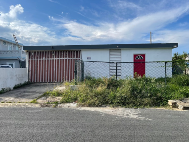 Residencia renovada por completo antes de la remodelación