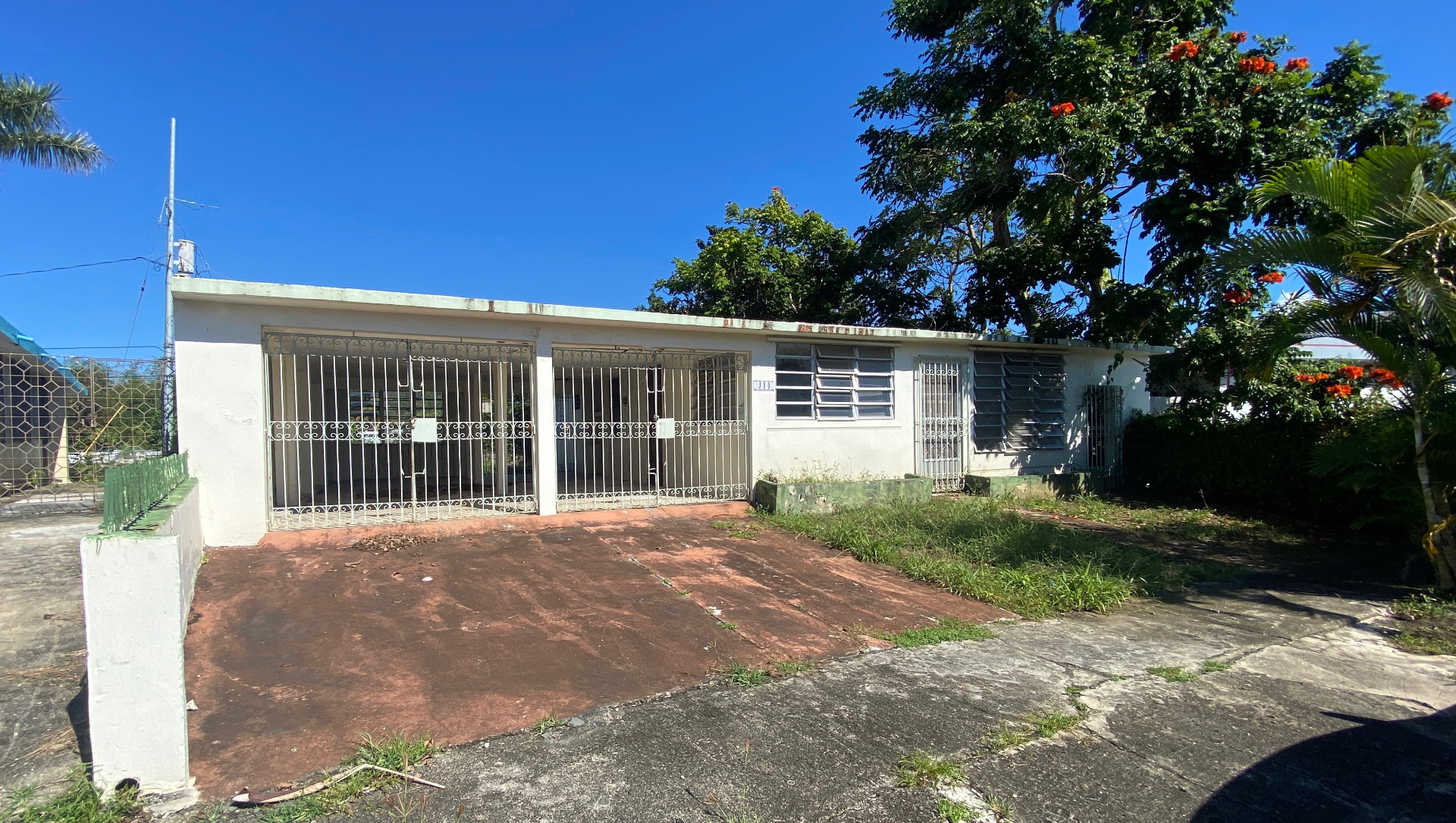 Residencia desocupada remodelada antes de la remodelación